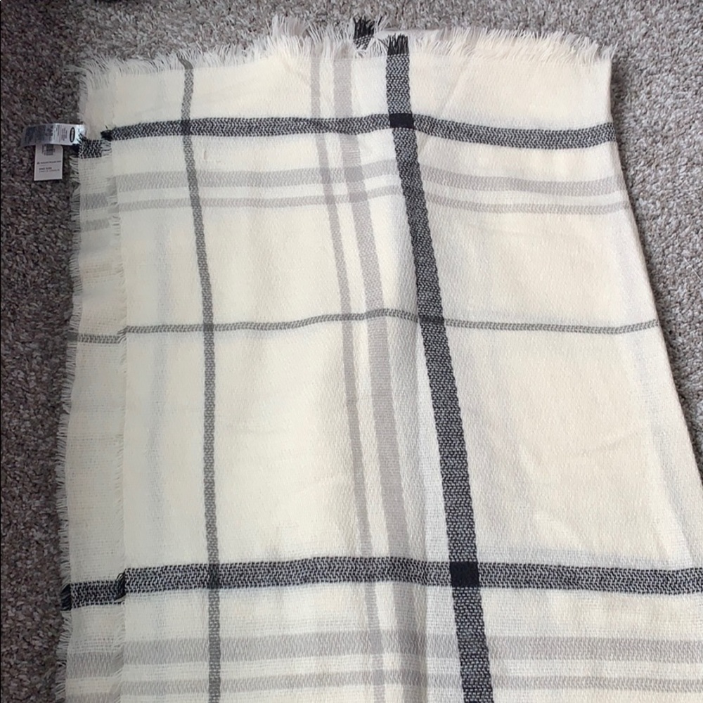Old Navy Blanket Scarf